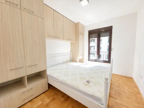 Sale, two bedroom apartment, 58m², Bečići, Budva - image 4