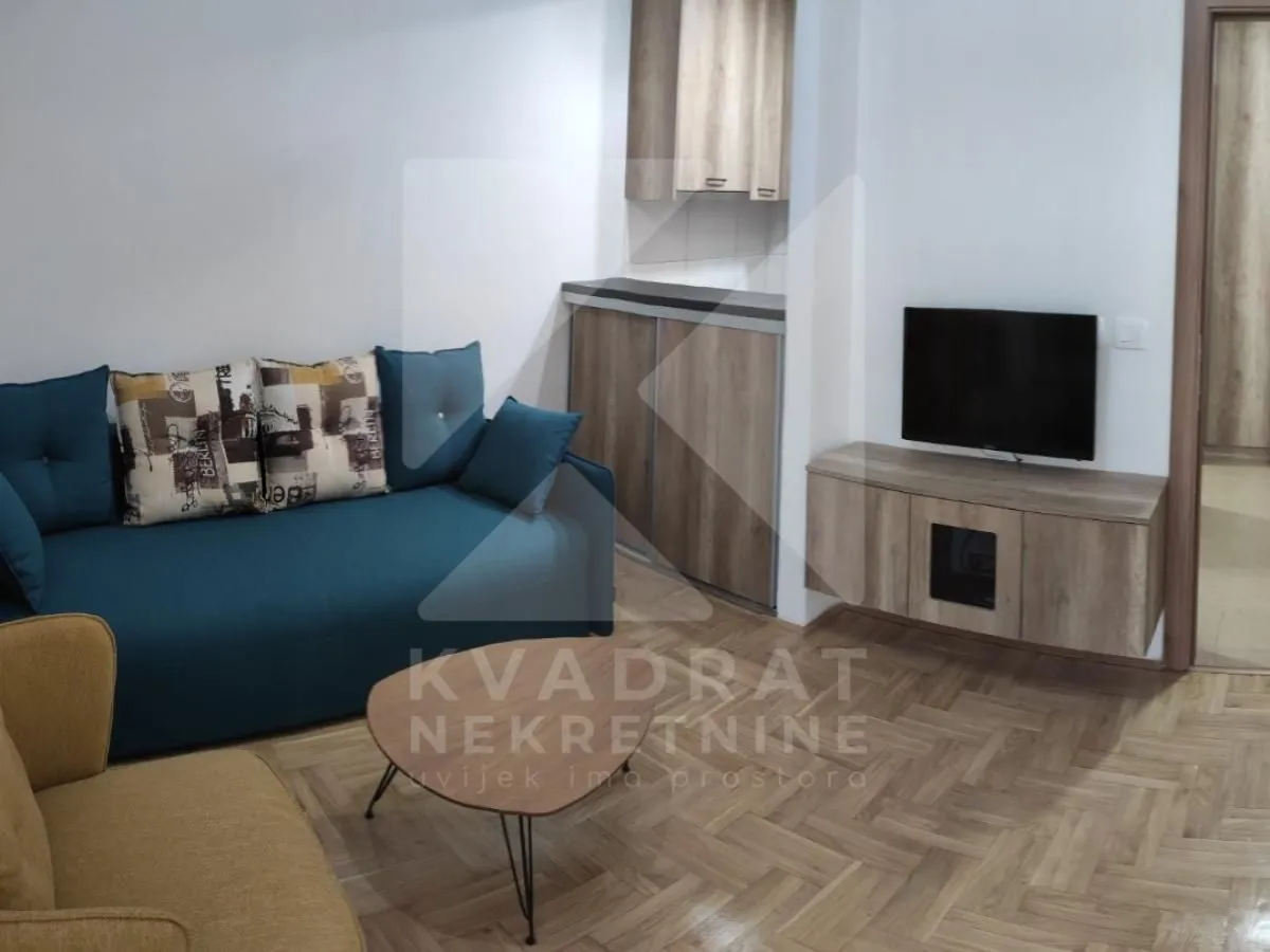 Izdavanje, garsonjera, 25m², Vezirov Most, Podgorica