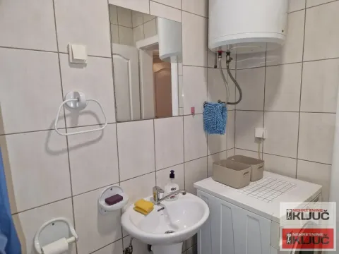 Izdavanje, garsonjera, 25m², Grbavica, Novi Sad Sve Podlokacije - image 6
