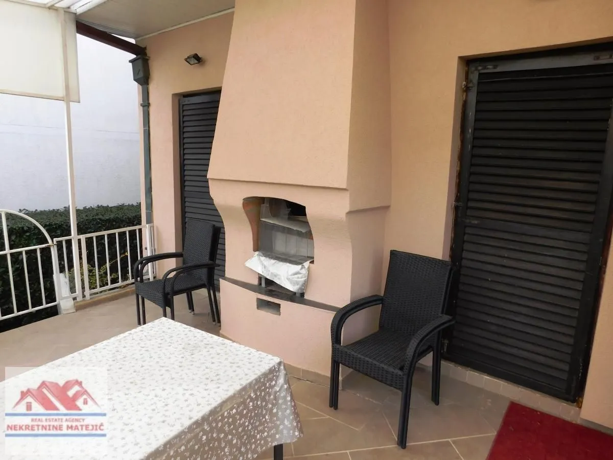 Prodaja, kuća, 300m², Kragujevac, Srbija