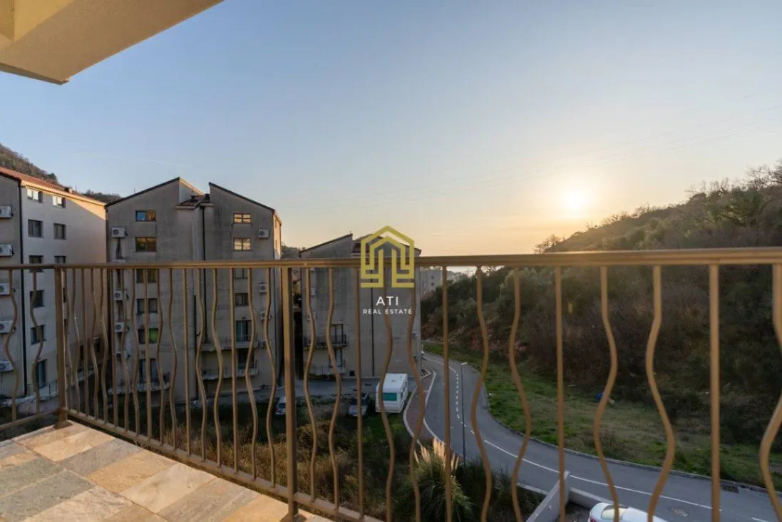 Sale, two bedroom apartment, 60m², Pržno, Budva