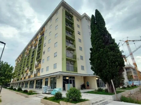 Izdavanje, jednosoban stan, 39m², Pobrežje, Podgorica - image 3