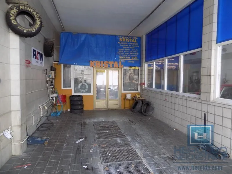 Sale, office space, 360m², Paraćin, Srbija