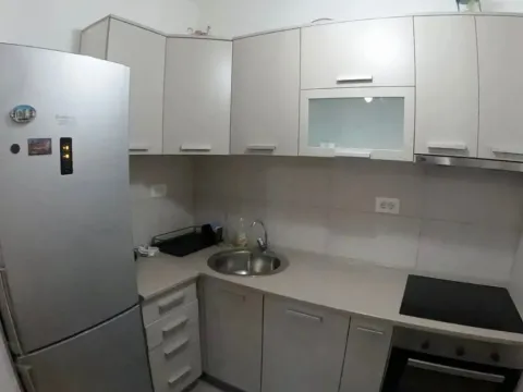 Izdavanje, jednosoban stan, 43m², City Kej, Podgorica - image 5