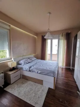 Rent, one bedroom apartment, 75m², Centar, Podgorica - image 4