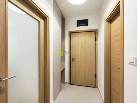 Izdavanje, stan, 47m², New City, Podgorica - image 7