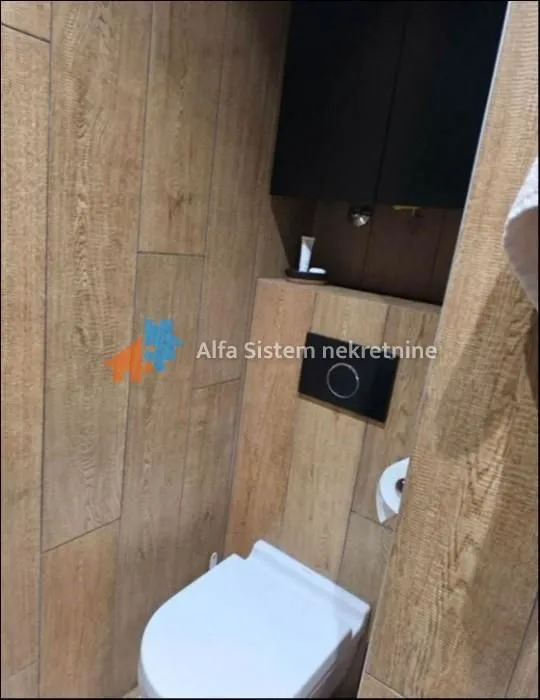 Rent, four bedroom apartment, 95m², Stari Grad, Beograd