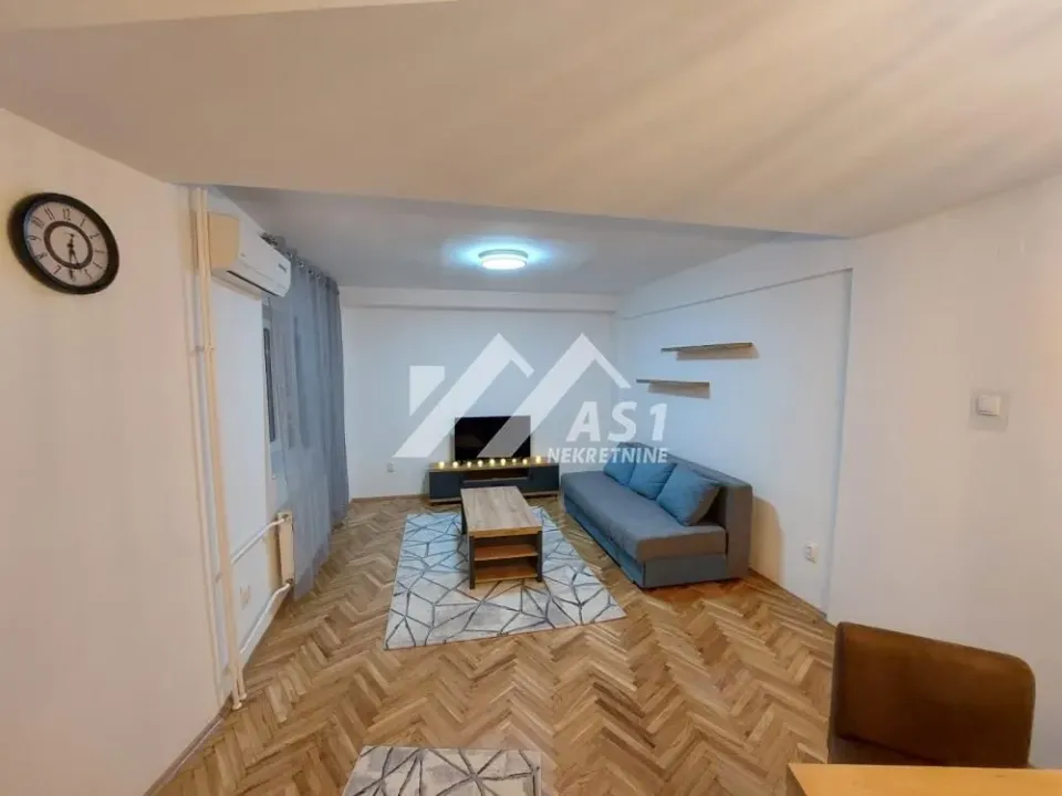 Rent, one bedroom apartment, 33m², Grbavica, Novi Sad Sve Podlokacije