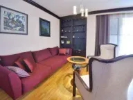 Izdavanje, dvosoban stan, 86m², Dobrota, Kotor - image 9