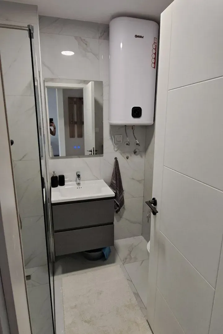 Rent, one bedroom apartment, 50m², Bjeliši, Bar