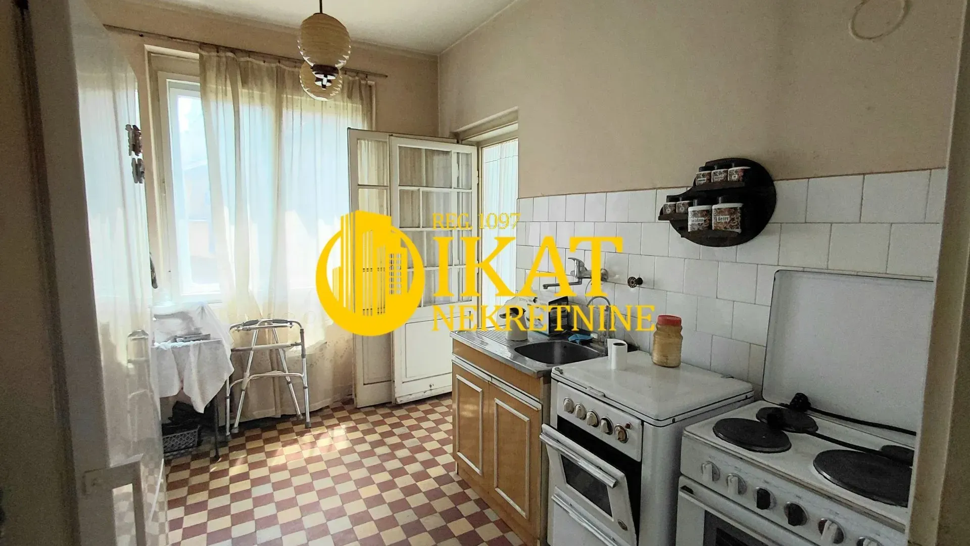 Prodaja, dvosoban stan, 65m², Lion, Zvezdara Sve Podlokacije