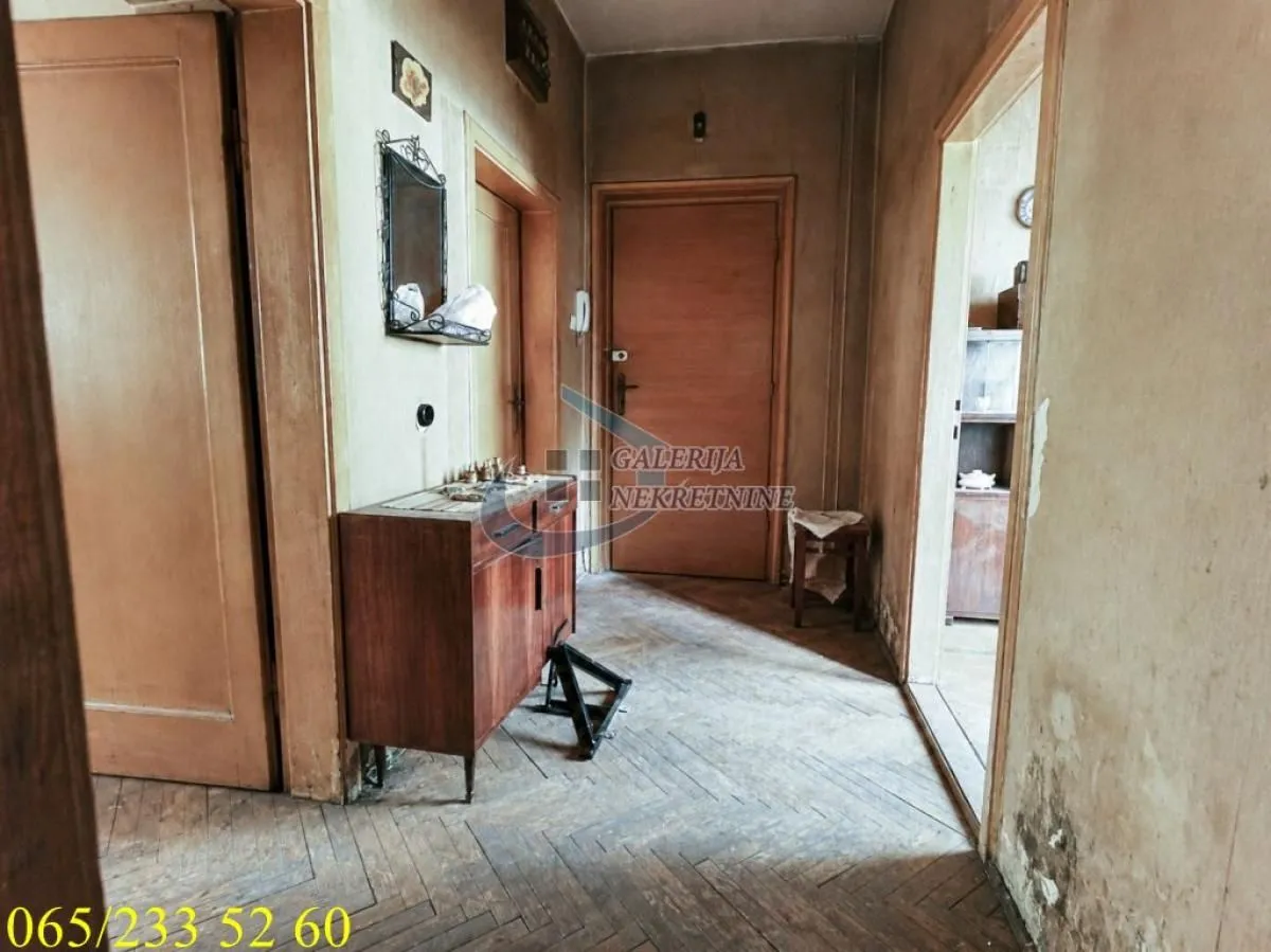 Sale, two bedroom apartment, 55m², Vračar Sve Podlokacije, Beograd
