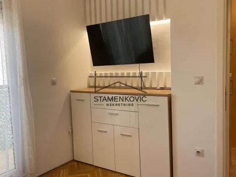 Izdavanje, dvosoban stan, 34m², Grbavica, Novi Sad Sve Podlokacije - image 2