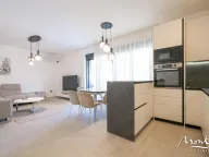 Sale, two bedroom apartment, 137m², Donja Lastva, Tivat - image 3