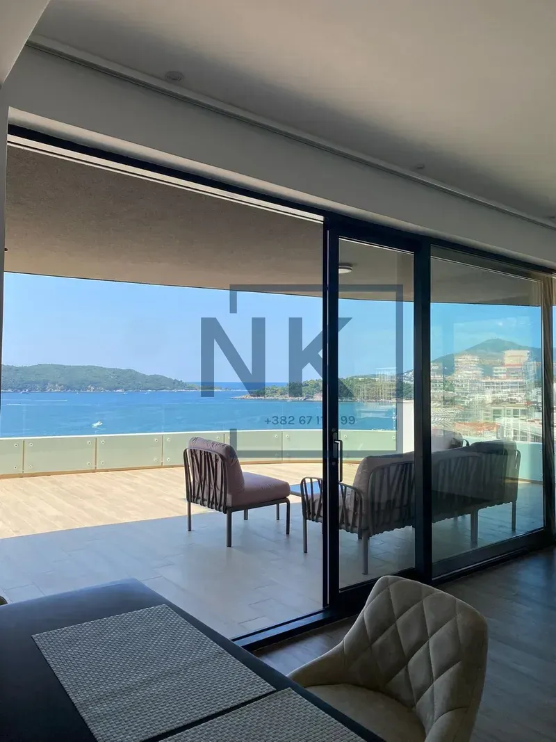 Prodaja, trosoban stan, 190m², Rafailovići, Budva