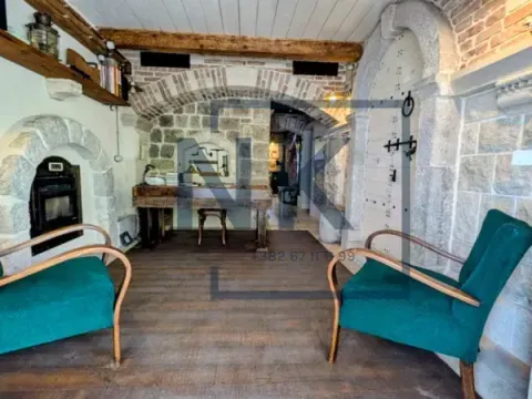 Izdavanje, poslovni prostor, 42m², Centar, Podgorica