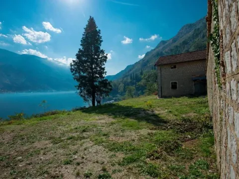 Prodaja, plac, 30000m², Kotor, Crna Gora - image 7