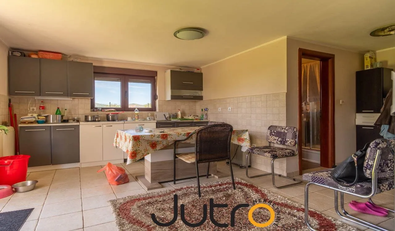 Rent, house, 320m², Donja Gorica, Podgorica