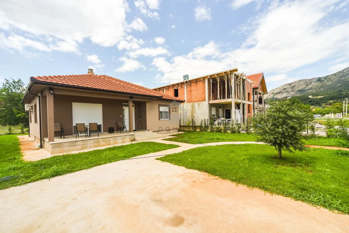 Rent, house, 135m², Murtovina, Podgorica