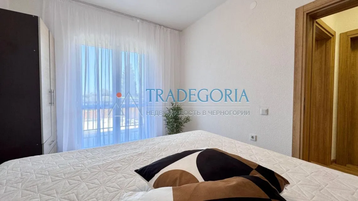Prodaja, dvosoban stan, 105m², Bar, Crna Gora