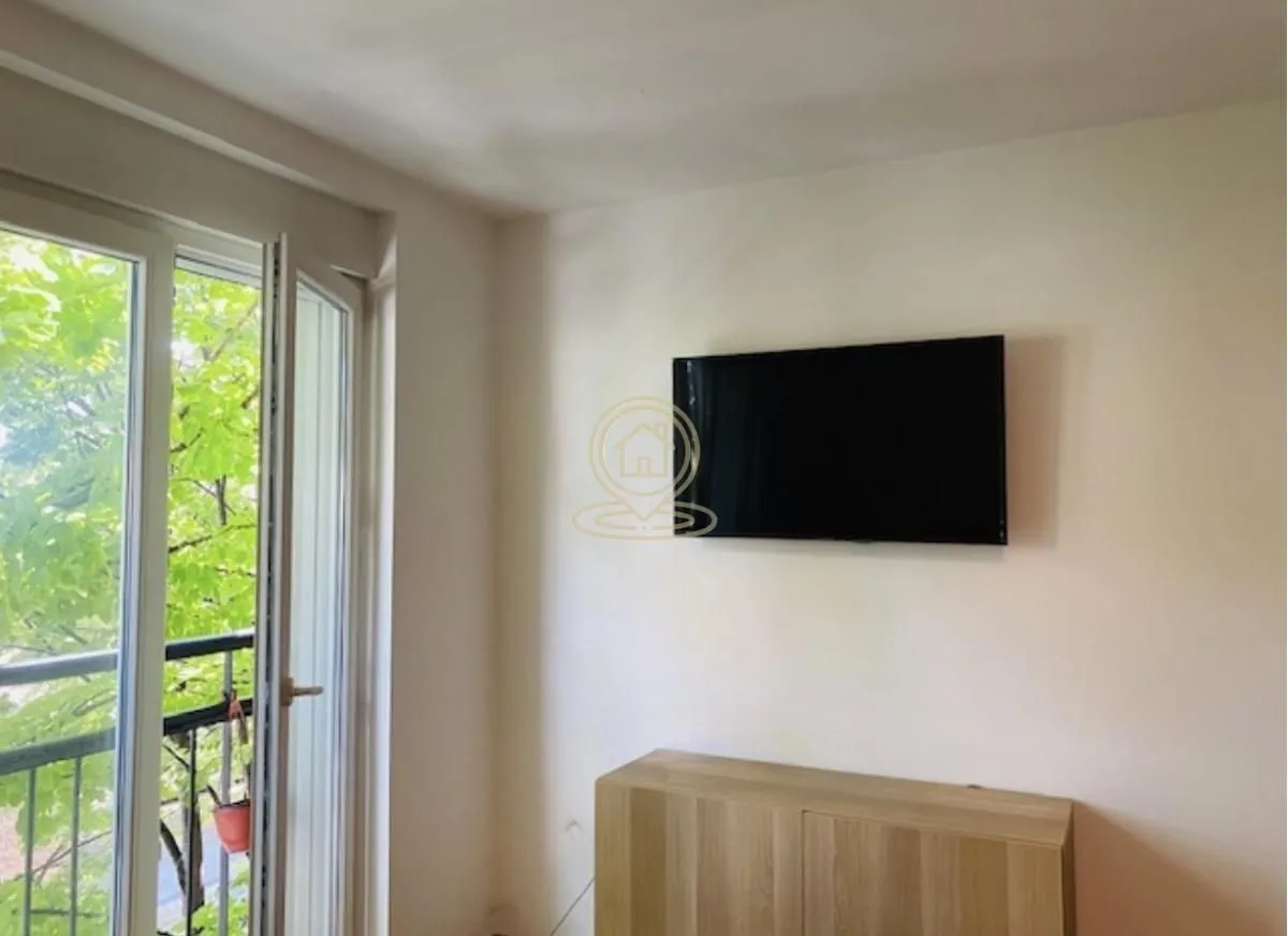 Rent, two bedroom apartment, 43m², Stari Grad, Beograd