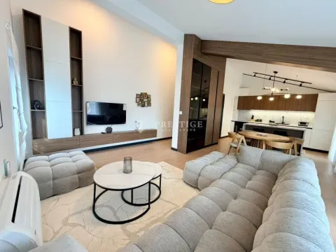 Spacious and bright living room connected to the dining area and kitchen. - image 4