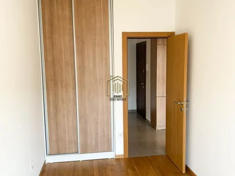 Rent, two bedroom apartment, 65m², Stari Aerodrom, Podgorica - image 11