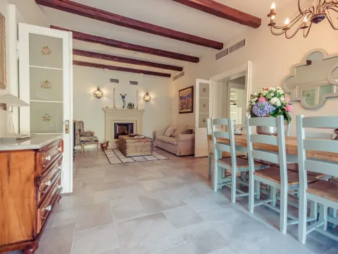 Rent, house, 350m², Kostanjica, Kotor - image 4