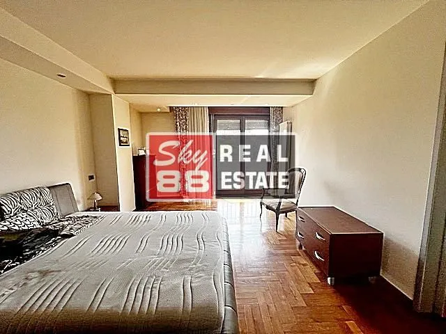 Sale, house, 330m², Čukarica, Beograd