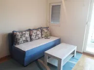 Izdavanje, jednosoban stan, 42m², Stari Aerodrom, Podgorica - image 1