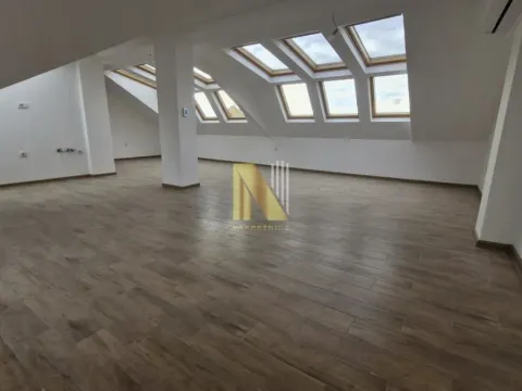 Sale, three bedroom apartment, 100m², Novo naselje, Novi Sad