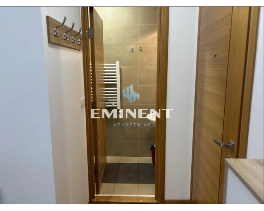 Rent, two bedroom apartment, 40m², Stari Grad, Beograd