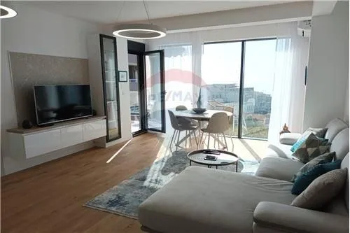 Sale, three bedroom apartment, 84m², Bečići, Budva