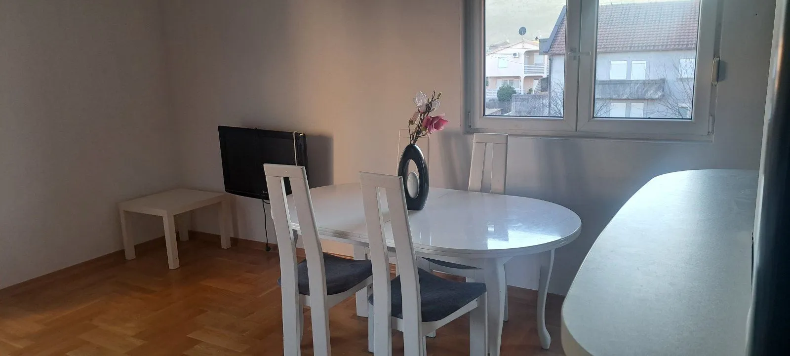 Izdavanje, jednosoban stan, 47m², Zabjelo, Podgorica