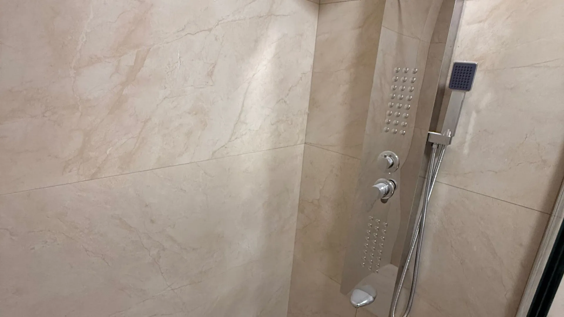 Sale, two bedroom apartment, 80m², Velika Plaža, Ulcinj