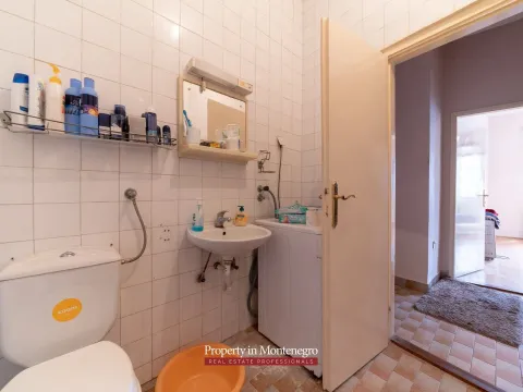 Prodaja, jednosoban stan, 42m², Perast, Kotor - image 7