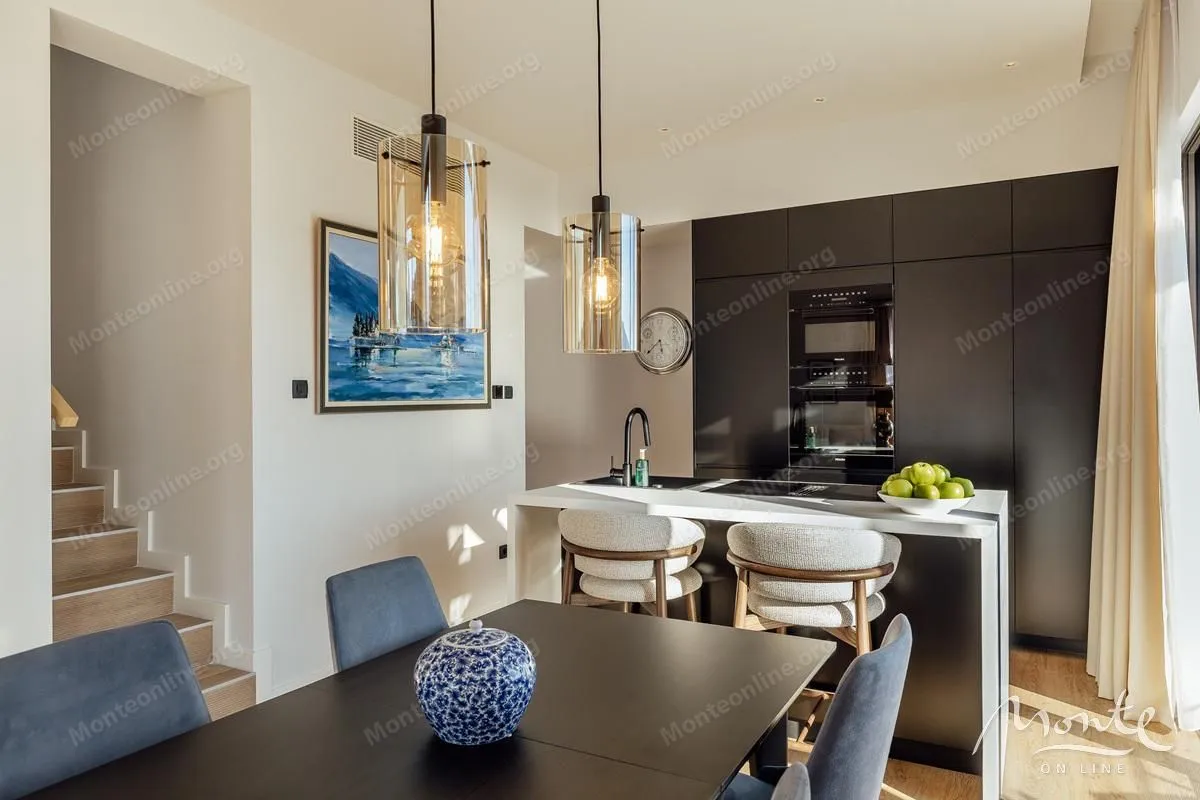 Prodaja, dvosoban stan, 179m², Porto Montenegro, Tivat