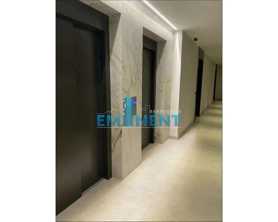 Izdavanje, stan, 69m², Gundulićev Venac, Beograd