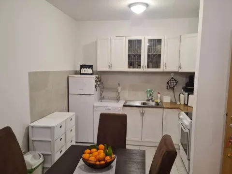 Sale, two bedroom apartment, 69m², Stari Aerodrom, Podgorica - image 3