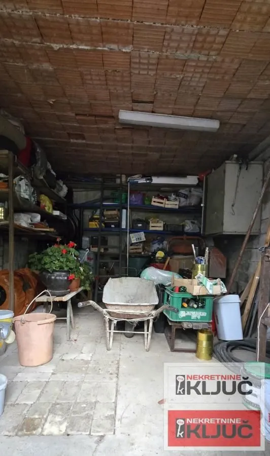 Prodaja, kuća, 63m², Rakovac, Novi Sad Sve Podlokacije