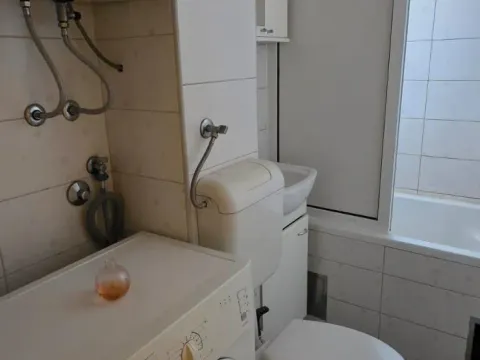 Prodaja, garsonjera, 30m², Gintaš, Podgorica - image 7
