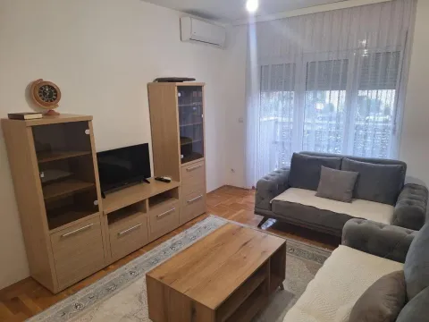 Rent, one bedroom apartment, 48m², Stari Aerodrom, Podgorica - image 6