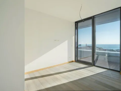 Sale, four bedroom apartment, 270m², Budva, Crna Gora - image 13