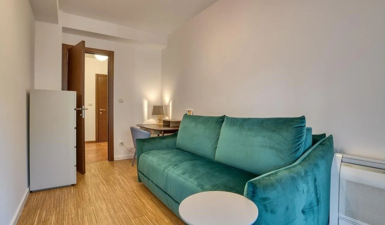 Prodaja, dvosoban stan, 90m², Gorica C, Podgorica