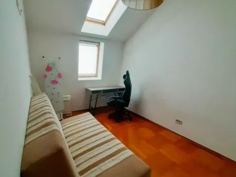 Izdavanje, dvosoban stan, 79m², Krivi Most, Podgorica - image 12