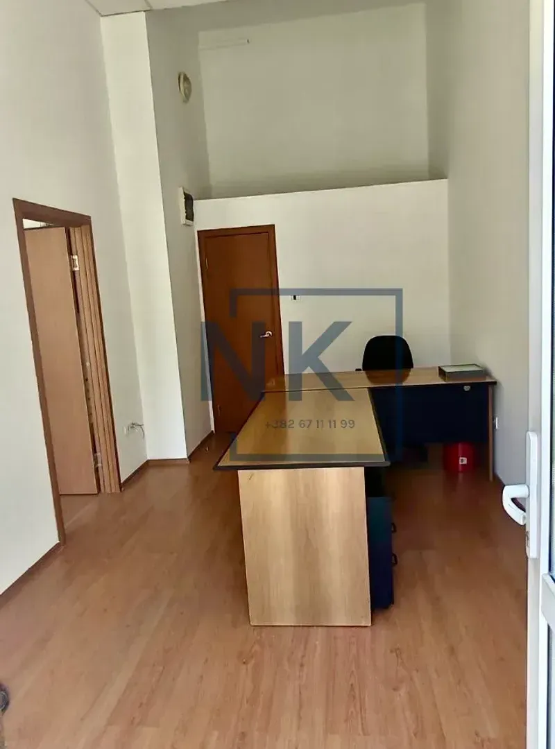 Rent, office space, 28m², Stari Aerodrom, Podgorica