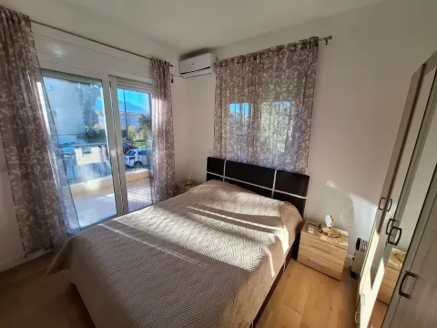 Izdavanje, dvosoban stan, 75m², Dumidran, Tivat - image 9