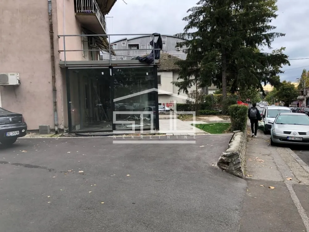 Rent, office space, 160m², Žarkovo, Beograd