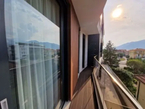 Rent, one bedroom apartment, 50m², Donja Lastva, Tivat - image 3