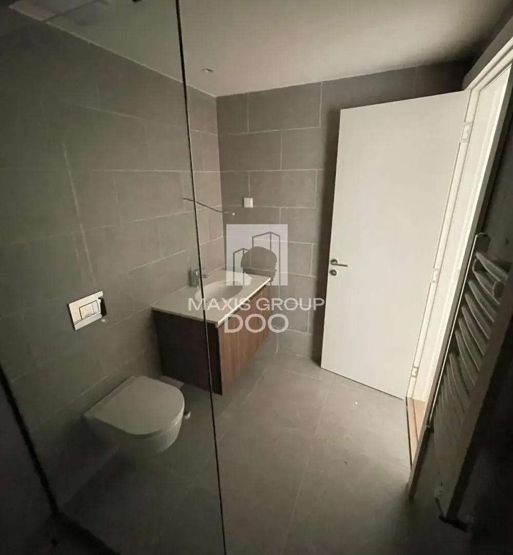 Prodaja, dvosoban stan, 72m², Savski Venac, Beograd